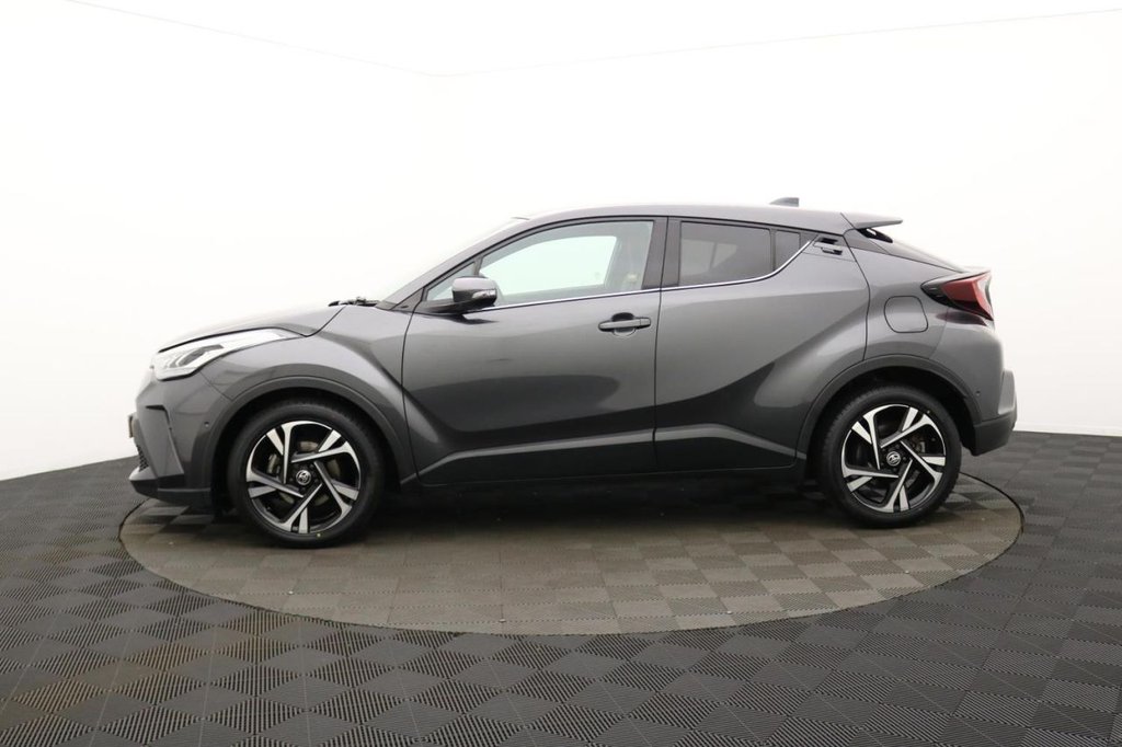 USED 2022 22 TOYOTA C-HR 1.8 VVT-h GPF Design SUV 5dr Petrol Hybrid CVT Euro 6 (s/s) (122 ps) Sat Nav, Rear Camera, Keyless
