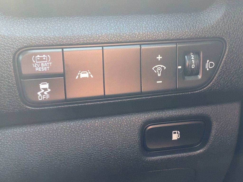 USED 2022 22 KIA NIRO 1.6 GDi 3 SUV 5dr Petrol Hybrid DCT Euro 6 (s/s) (139 bhp) CARPLAY+CAMERA+SAT NAV+LEATHER