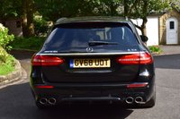 USED 2019 68 MERCEDES-BENZ E-CLASS 3.0 E53 BiTurbo MHEV EQ Boost AMG Estate 5dr Petrol SpdS TCT 4MATIC+ Euro 6 (s/s) (457 ps) FSH, BURMESTER SOUND ,4WD,
