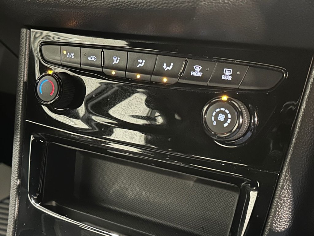 USED 2019 69 VAUXHALL ASTRA 1.4i Turbo SRi VX Line Nav Hatchback 5dr Petrol Manual Euro 6 (s/s) (150 ps) 