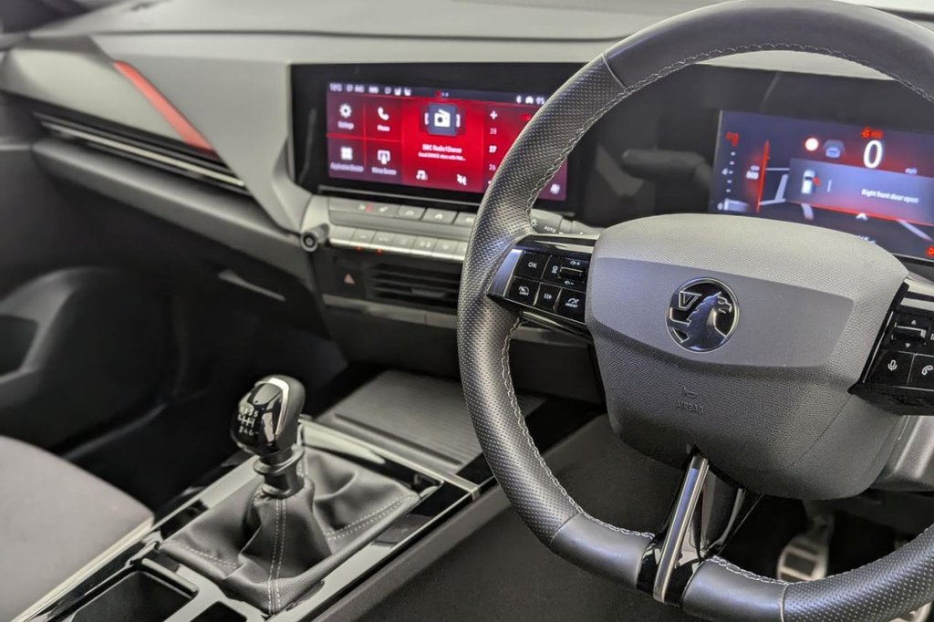 USED 2022 22 VAUXHALL ASTRA 1.2 Turbo GS Line Hatchback 5dr Petrol Manual Euro 6 (s/s) (130 ps) Sat Nav, 360 Camera, Keyless