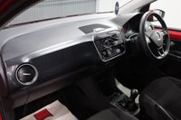 USED 2017 67 VOLKSWAGEN UP! 1.0 Move up! Hatchback 5dr Petrol Manual Euro 6 (s/s) (60 ps) EASY TO DRIVE AND PARK / TWO KEYS / FINANCE AVAILABLE