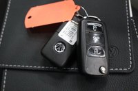 USED 2017 67 VOLKSWAGEN UP! 1.0 Move up! Hatchback 5dr Petrol Manual Euro 6 (s/s) (60 ps) EASY TO DRIVE AND PARK / TWO KEYS / FINANCE AVAILABLE
