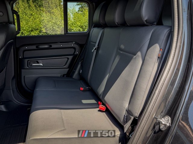 View our LAND ROVER DEFENDER
