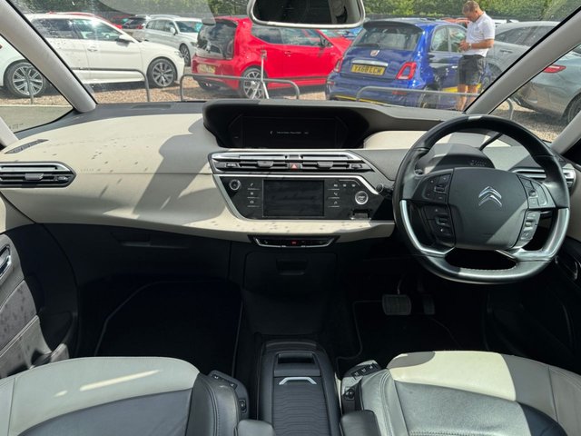 View our CITROEN GRAND C4 SPACETOURER