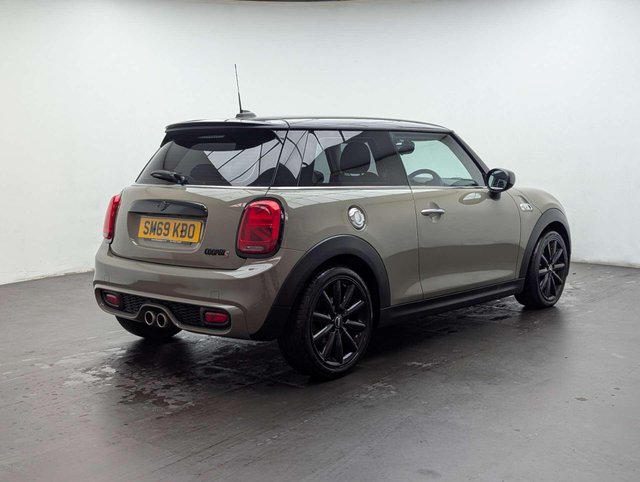 USED 2020 69 MINI HATCH 2.0 Cooper S Classic 3dr CLICK+COLLECT / HOME DELIVERY
