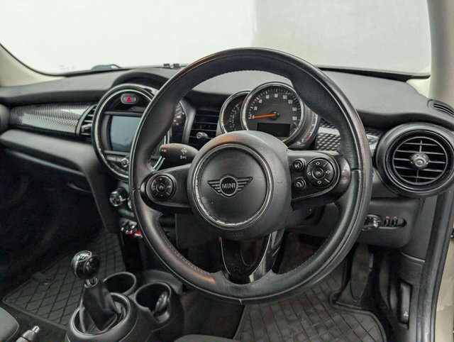 USED 2020 69 MINI HATCH 2.0 Cooper S Classic 3dr CLICK+COLLECT / HOME DELIVERY