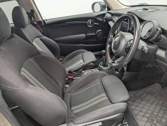 USED 2020 69 MINI HATCH 2.0 Cooper S Classic 3dr CLICK+COLLECT / HOME DELIVERY