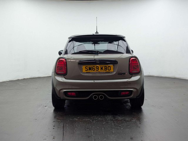 USED 2020 69 MINI HATCH 2.0 Cooper S Classic 3dr CLICK+COLLECT / HOME DELIVERY