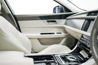 USED 2016 16 JAGUAR XF 2.0d Prestige Auto Euro 6 (s/s) 4dr Full Leather, Sat Nav