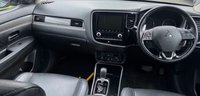 USED 2020 20 MITSUBISHI OUTLANDER 2.0 MIVEC Exceed SUV 5dr Petrol CVT 4WD Euro 6 (s/s) (150 ps) SAT NAV, HEATED SEATS, REAR CAMERA