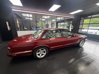 USED 2001 51 JAGUAR XJ 4.0 XJ8 Saloon 4dr Petrol Automatic (285 g/km, 290 bhp) Last Owner Since 2003 - FSH