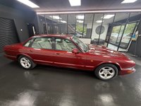 USED 2001 51 JAGUAR XJ 4.0 XJ8 Saloon 4dr Petrol Automatic (285 g/km, 290 bhp) Last Owner Since 2003 - FSH