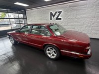USED 2001 51 JAGUAR XJ 4.0 XJ8 Saloon 4dr Petrol Automatic (285 g/km, 290 bhp) Last Owner Since 2003 - FSH
