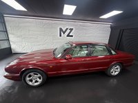 USED 2001 51 JAGUAR XJ 4.0 XJ8 Saloon 4dr Petrol Automatic (285 g/km, 290 bhp) Last Owner Since 2003 - FSH
