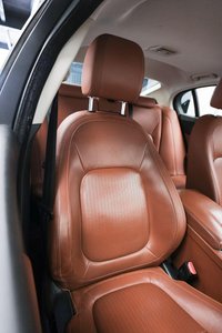 USED 2017 67 JAGUAR XE 2.0i Portfolio Auto Euro 6 (s/s) 4dr Service History, 2 Keys