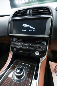 USED 2017 67 JAGUAR XE 2.0i Portfolio Auto Euro 6 (s/s) 4dr Service History, 2 Keys
