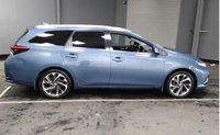 USED 2016 16 TOYOTA AURIS 1.8 VVT-h Design Touring Sports 5dr Petrol Hybrid CVT Euro 6 (s/s) (136 ps) 
