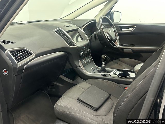 View our FORD S-MAX