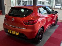 USED 2014 64 RENAULT CLIO 1.5 dCi Dynamique S MediaNav Hatchback 5dr Diesel EDC Euro 5 (90 ps) PARKING SENSORS, CRUISE CONTROL, HANDSFREE TECHNOLOGY WITH RENAULT BASS SYSTEM, SAT NAV WITH 7 INCH TOUCHSCREEN, 17 INCH GLOSS BLACK WHEELS, FLAME RED, PUSH TO START