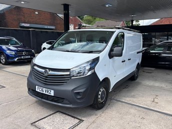 2016 VAUXHALL VIVARO