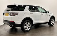 USED 2017 67 LAND ROVER DISCOVERY SPORT 2.0 eD4 HSE SUV 5dr Diesel Manual Euro 6 (s/s) (5 Seat) (150 ps) Striking Fuji White D4 Euro 6 Versatile Discovery Sport Hosting a very generous specification Panoramic Glass Roof , Heated Seats, Rear View Camera ,