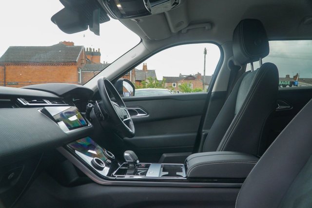 View our LAND ROVER RANGE ROVER VELAR