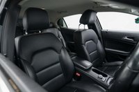 USED 2016 66 MERCEDES-BENZ GLA 1.6 GLA200 SE Euro 6 (s/s) 5dr Full Black Leather