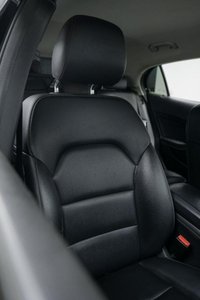USED 2016 66 MERCEDES-BENZ GLA 1.6 GLA200 SE Euro 6 (s/s) 5dr Full Black Leather