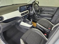 USED 2022 22 HYUNDAI I10 1.0 Premium Hatchback 5dr Petrol Auto Euro 6 (s/s) (67 ps) 