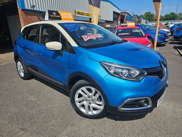 View our RENAULT CAPTUR