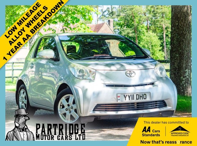 View our Toyota Iq 1.0 VVT-i Hatchback 3dr Petrol Manual Euro 5 (68 ps)