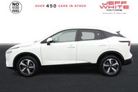 USED 2023 23 NISSAN QASHQAI 1.3 DIG-T MHEV N-Connecta 5dr (CONTRAST ROOF) 