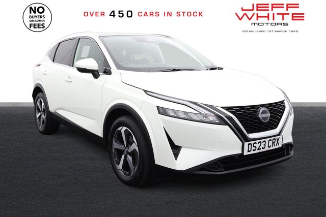 View our NISSAN QASHQAI
