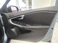 USED 2017 17 VOLVO V40 CROSS COUNTRY 2.0 D3 Pro Hatchback 5dr Diesel Manual Euro 6 (s/s) (150 ps) 