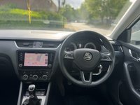 USED 2018 18 SKODA OCTAVIA 1.6 TDI SE L Estate 5dr Diesel Manual Euro 6 (s/s) (115 ps) 