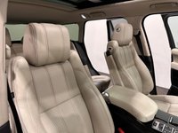 USED 2018 68 LAND ROVER RANGE ROVER 4.4 SD V8 Vogue SE SUV 5dr Diesel Auto 4WD Euro 6 (s/s) (339 ps) Hosting a very generous specification in Striking Carpathian Premium Metallic, Ivory Leather interior , 4 Zone climate control, Heated steering wheel, Panoramic glass sunroof, adaptive cruise control           sliding