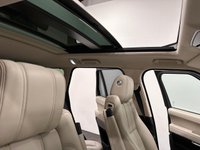 USED 2018 68 LAND ROVER RANGE ROVER 4.4 SD V8 Vogue SE SUV 5dr Diesel Auto 4WD Euro 6 (s/s) (339 ps) Hosting a very generous specification in Striking Carpathian Premium Metallic, Ivory Leather interior , 4 Zone climate control, Heated steering wheel, Panoramic glass sunroof, adaptive cruise control           sliding