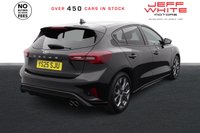USED 2025 25 FORD FOCUS 1.0T EcoBoost MHEV ST-Line 5dr (SAT NAV, PRIVACY GLASS) 