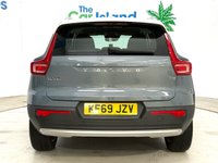 USED 2019 69 VOLVO XC40 1.5 T3 Momentum SUV 5dr Petrol Manual Euro 6 (s/s) (163 ps) Beautiful XC40 with SATNAV, Park Assist, Heated Seats, Full SERVICE HISTORY only 32000 Miles, Cruise Control,