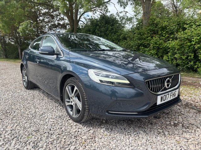 View our VOLVO V40