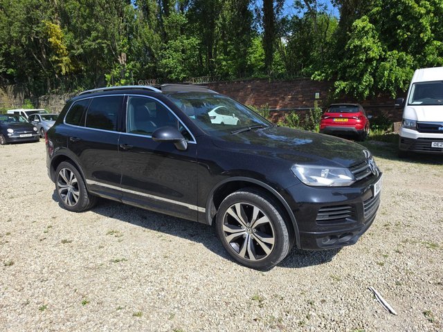 View our VOLKSWAGEN TOUAREG