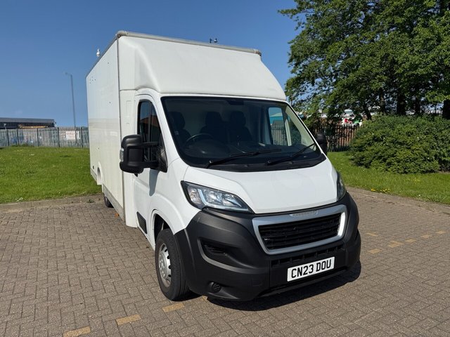 View our PEUGEOT BOXER 335 PROFESSIONAL LWB