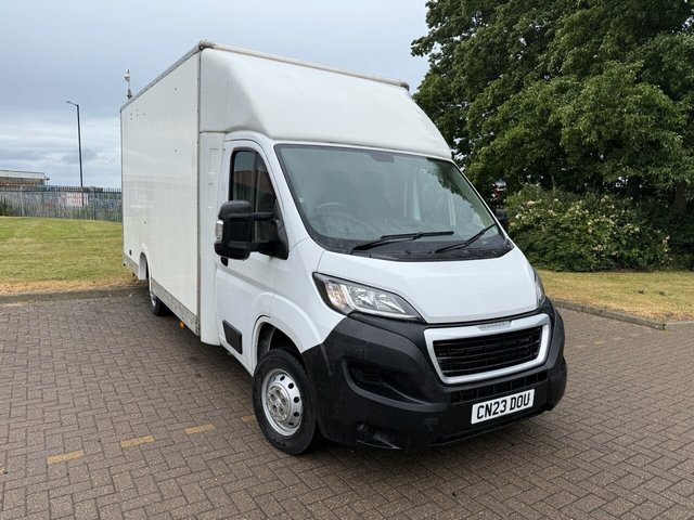 View our PEUGEOT BOXER 335 PROFESSIONAL LWB