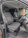 USED 2020 70 RENAULT TRAFIC 2.0 dCi ENERGY 28 Sport Nav Minibus Double Cab 5dr Diesel Manual SWB Euro 6 (s/s) (9 Seat) (120 ps) 