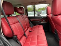 USED 2016 16 MITSUBISHI SHOGUN 3.2 DI-DC SG5 SUV 5dr Diesel Auto 4WD Euro 6 LWB (187 ps) **1 Private Owner - Full Service History - Low Miles** 