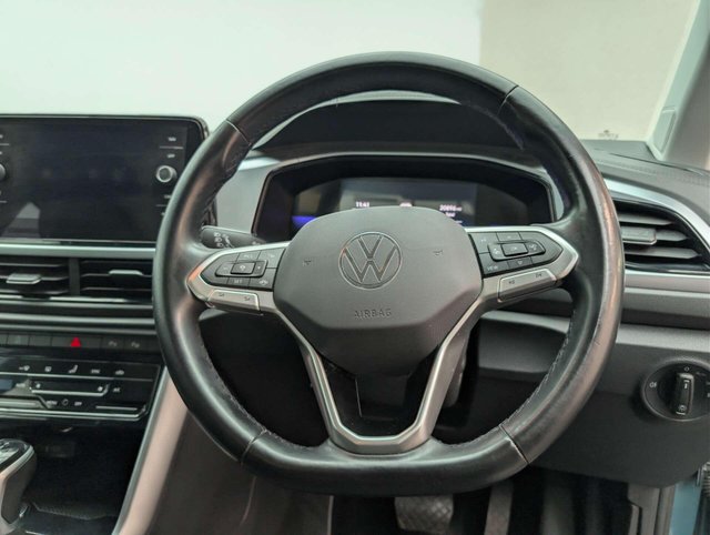 USED 2022 72 VOLKSWAGEN T-ROC 1.5 T-Roc Life TSI Semi-Auto 5dr CLICK+COLLECT / HOME DELIVERY