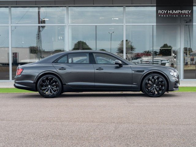 View our BENTLEY FLYING SPUR