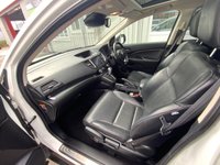 USED 2017 66 HONDA CR-V 2.0 i-VTEC EX SUV 5dr Petrol Auto 4WD Euro 6 (155 ps) 4WD + Full Service History