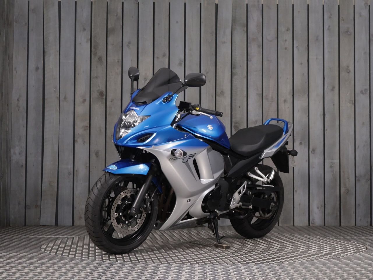 SUZUKI GSX650F